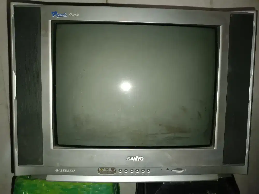 Jual TV merk Sanyo Dynamic Stereo 21 inch