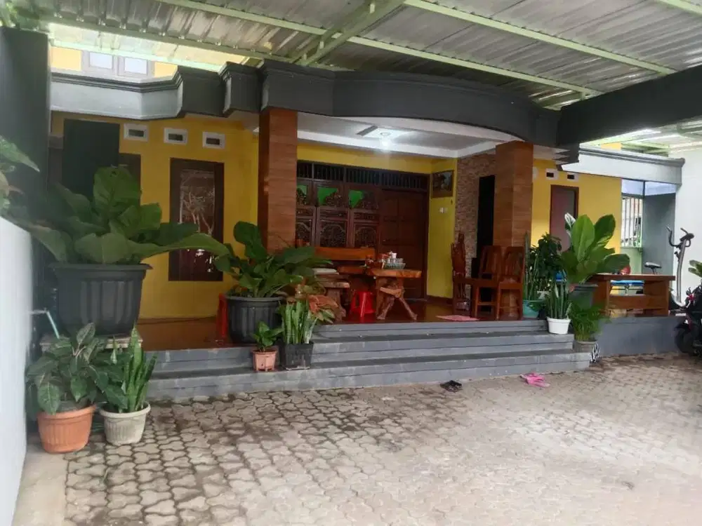 RUMAH FULL FURNISHED SIAP HUNI - BANYUMANIK SEMARANG - SHM