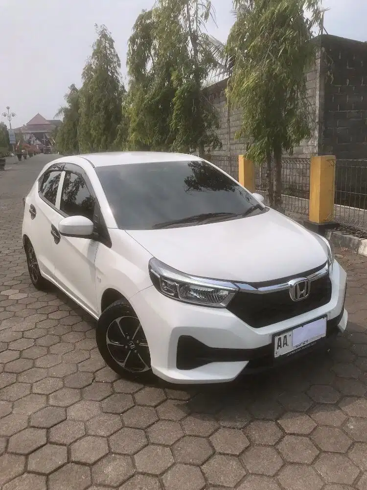 All New Brio E M/T Facelift 2024 Low KM Istimewa Seperti Baru