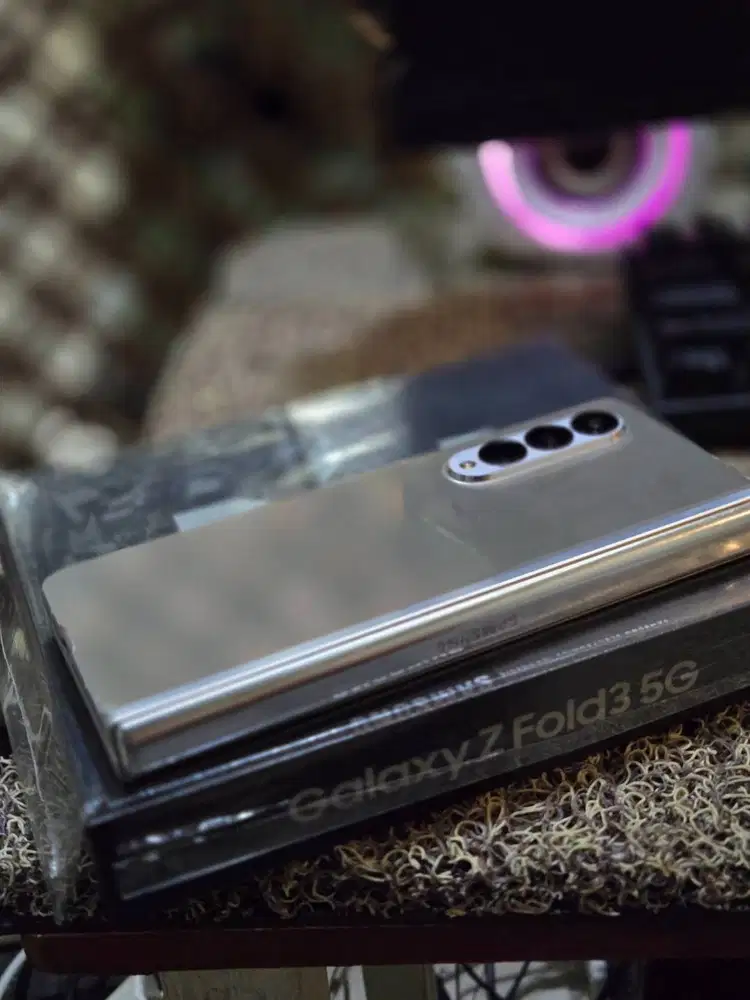 Samsung Z Fold 3 RESMI SEIN