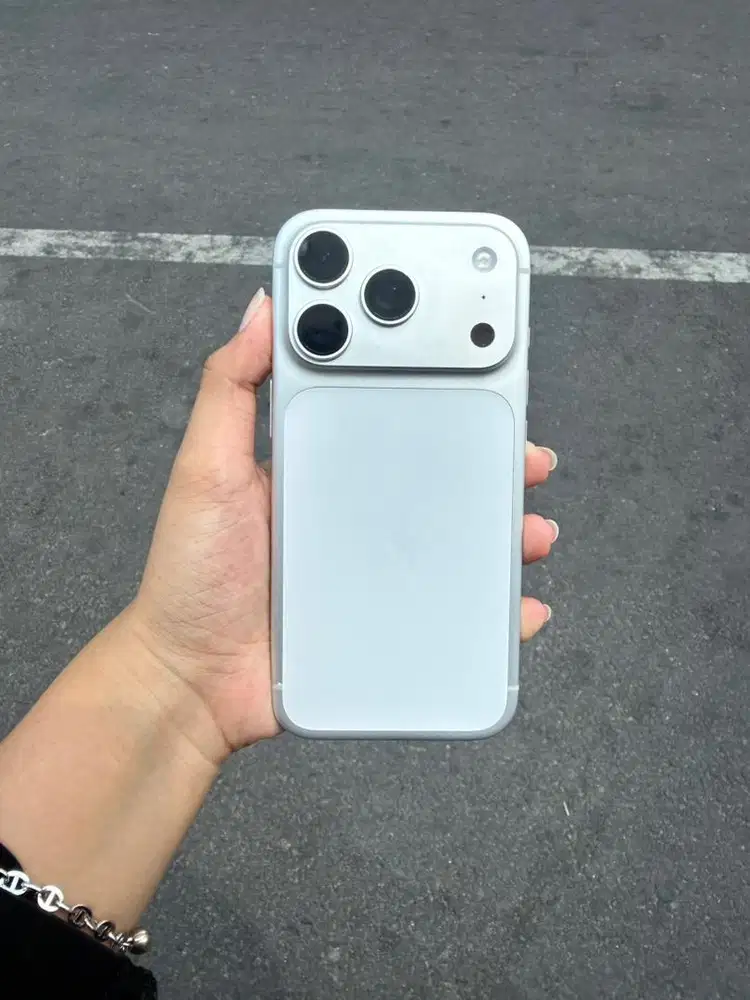 Iphone 17 Pro 256Gb Ibox Istimewa