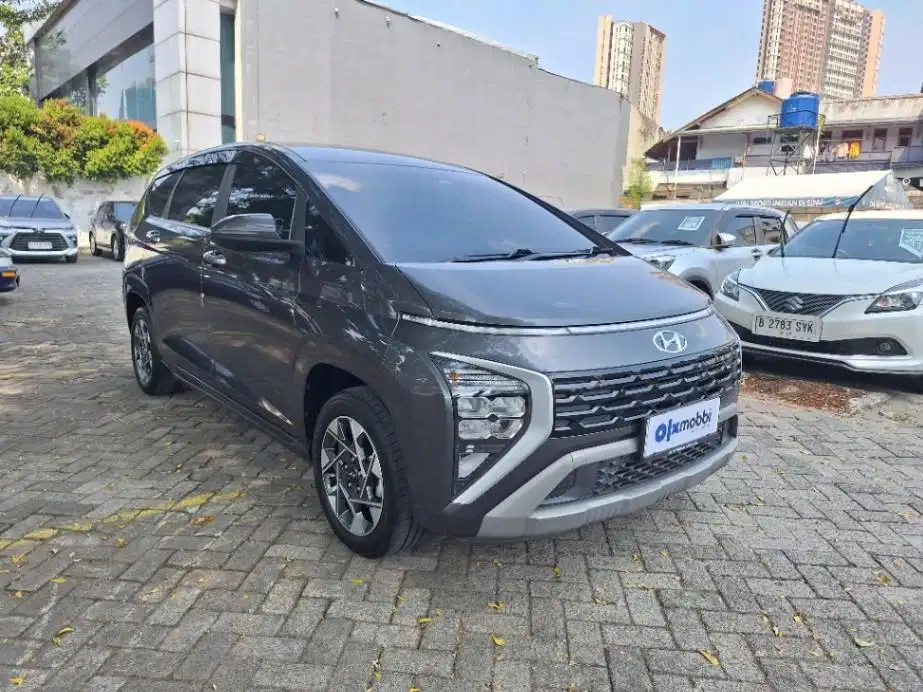 Pajak Panjang - Hyundai Stargazer 1.5 Prime Bensin-AT 2024