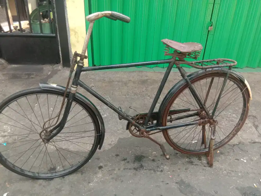 dijual speda jadul minus ban dpn/blkng hrs ganti rem torpedo