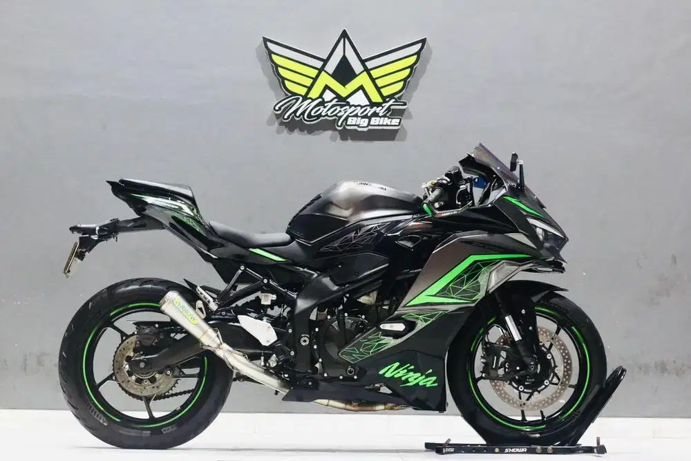Kawasaki zx25R ABS mulus siap turing jauh bro