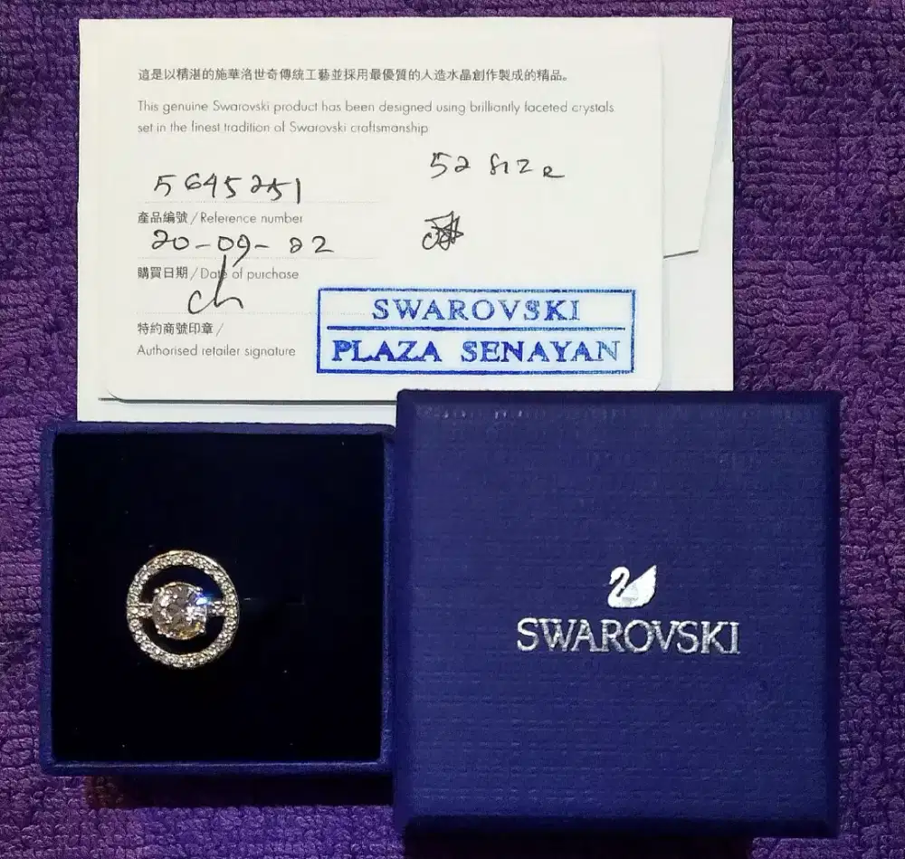 Authentic Swarovski Crystal Lavender ring , Box & Stamp Ori pmbelian