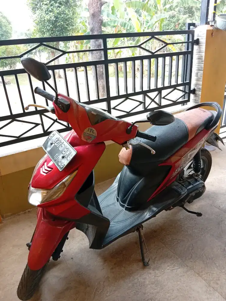Jual Butuh motor Beat tahun 2011