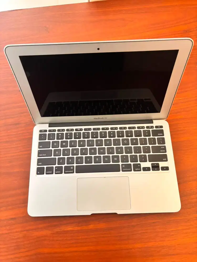 MACBOOK AIR TIPE A1370 4/128