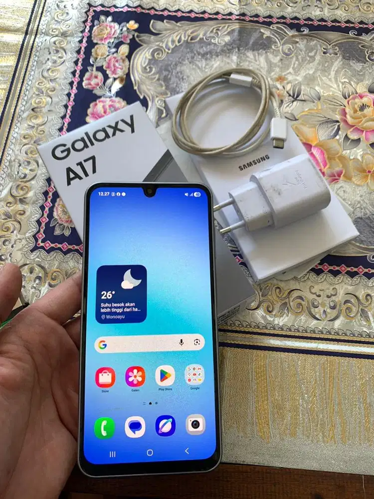 Samsung A17 4G 8/128 mulus Nominus Garansi On maret 2027