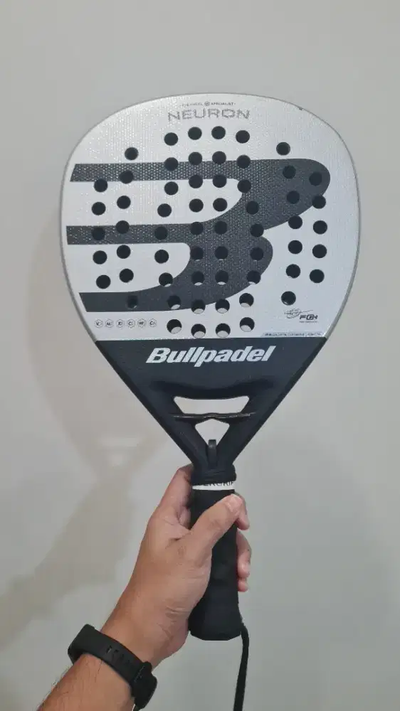 Jual raket padel bekas Bullpadel Neuron 2025