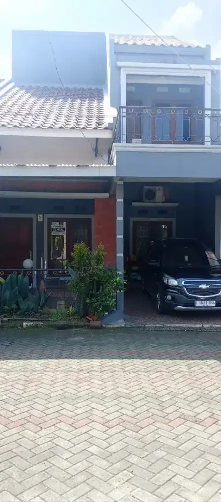 RUMAH SIAP HUNI DALAM CLUSTER DEKAT TOLL CIBUBUR