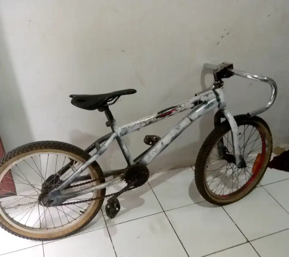 SEPEDA BEKAS UK 20 MERK ATLANTIS