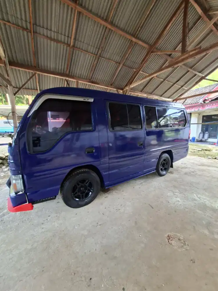 Di jual elf thn 2006