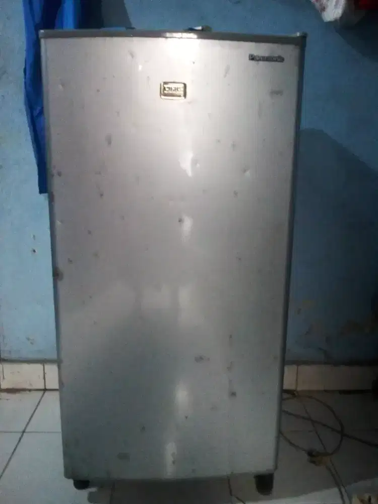 Kulkas panasonic 1 pintu
