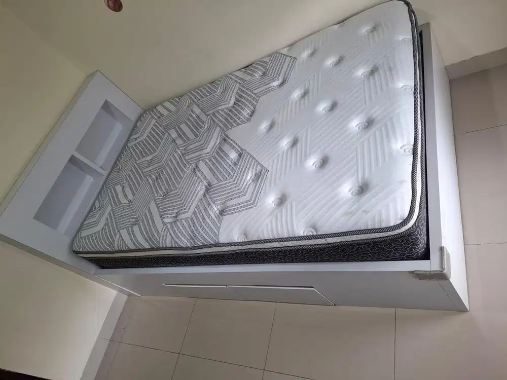 Dijual kasur dan dipan