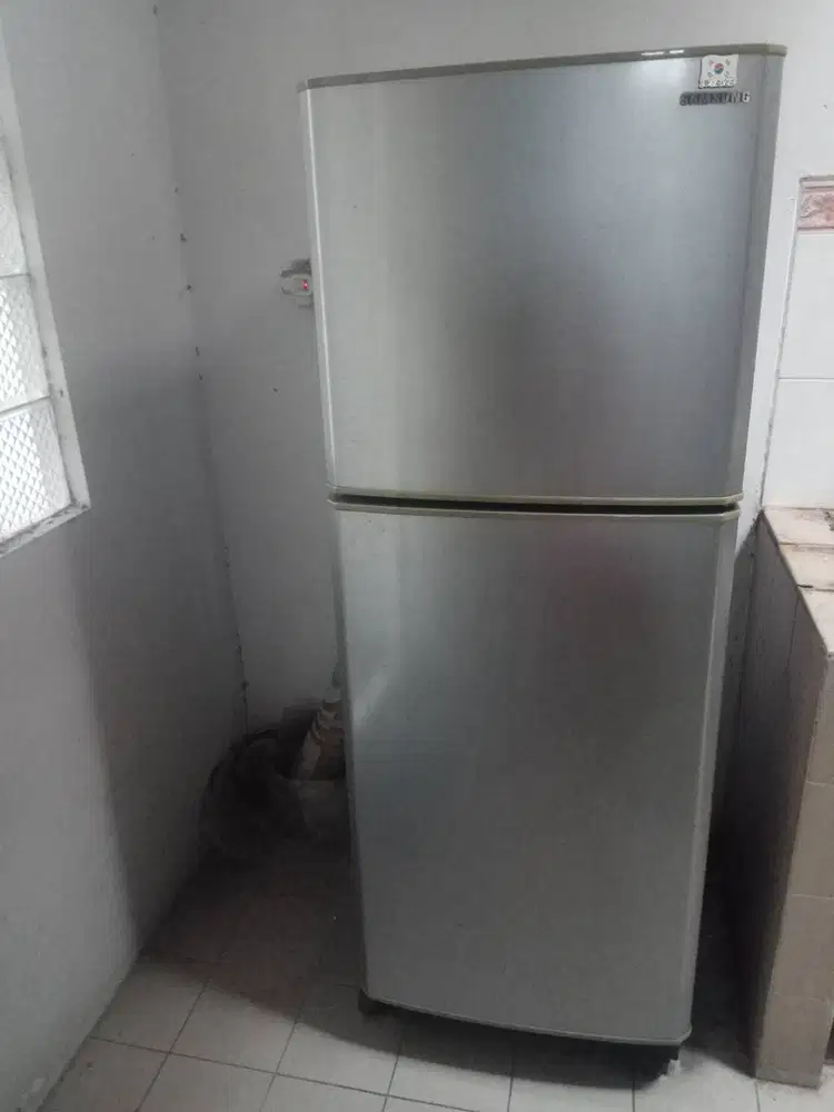 Kulkas Samsung 2 Pintu Sillver