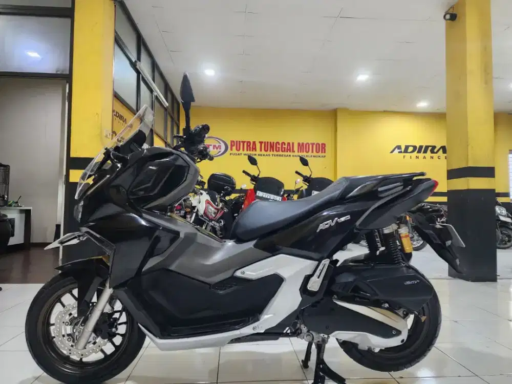 READY ADV 160 CBS KM LOW SIAP PAKAI