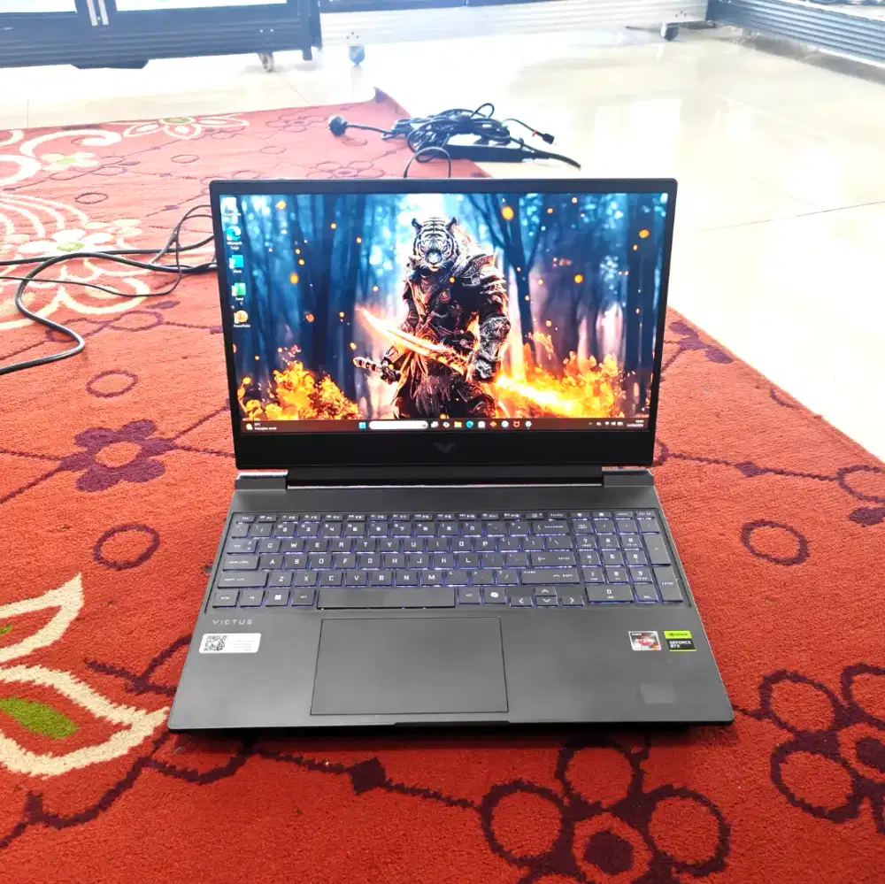 HP Victus Ryzen R7-7445HS RTX3050 6GB RAM 16GB Garansi Juli 2027