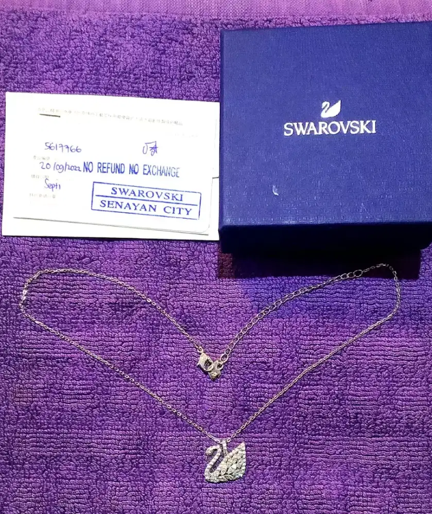 Authentic Swarovski Dancing Swan  with box & Stamp Ori store