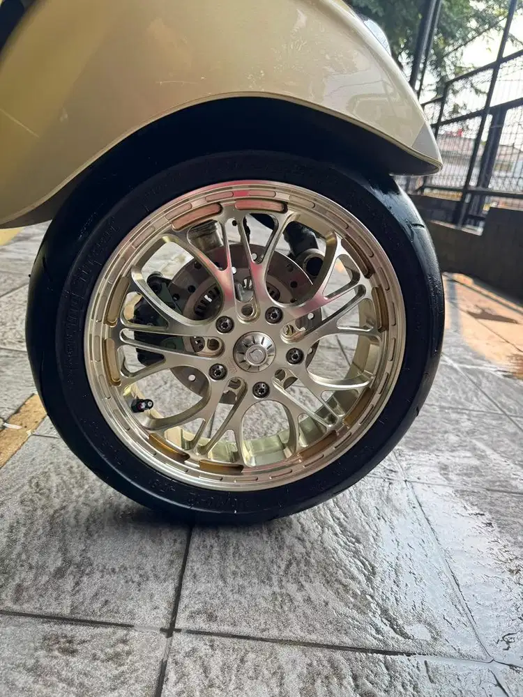 Marus factory W223 gold