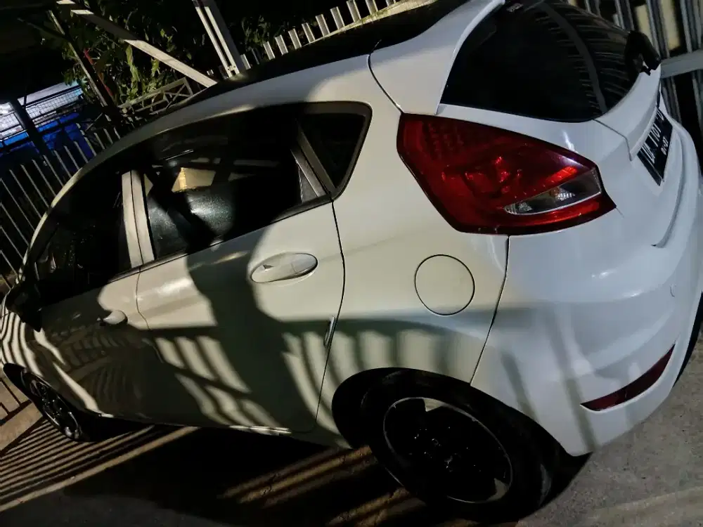 Ford fiesta trendy 1.4 matic