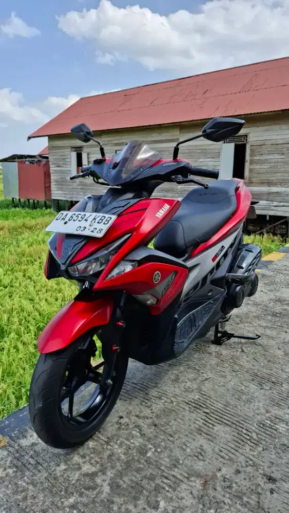 Djual yamaha aerox tahun 2018 l srt lngkp hdup