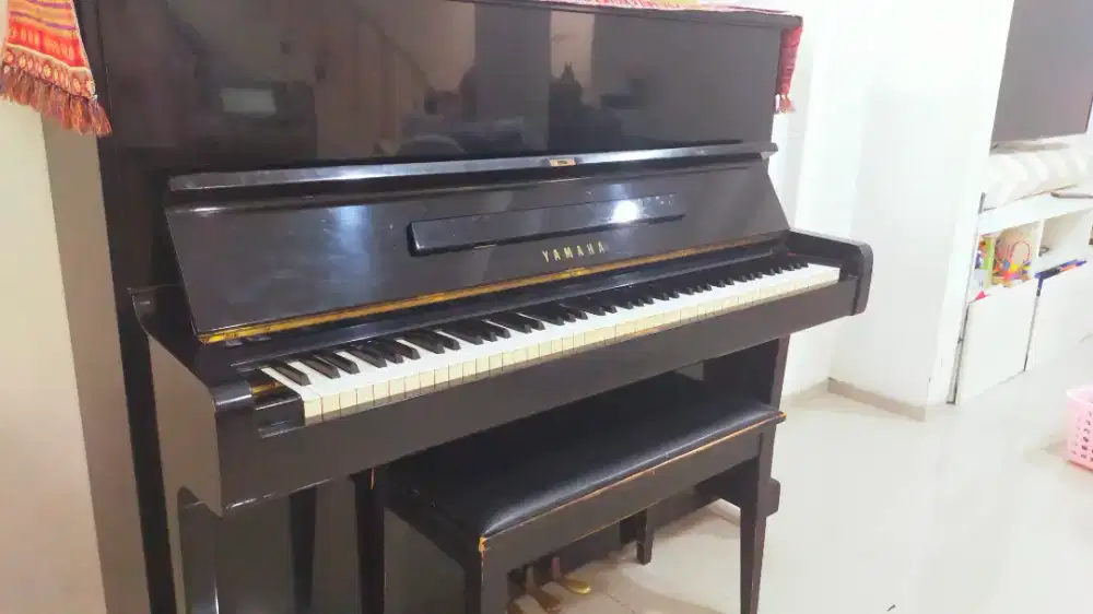 Piano akustik Yamaha U2 Original Japan (Nippon Gakki)