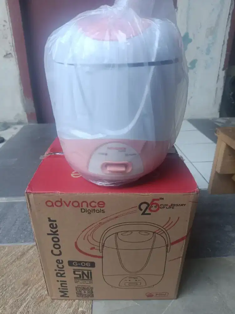 Rice Cooker Advance G-06 Kapasitas 0,6 Liter Baru