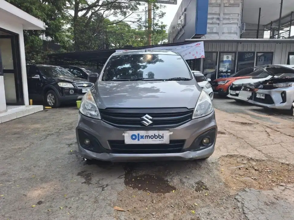 LOW DP Suzuki Ertiga 1.4 GA Bensin-MT 2017 VCW