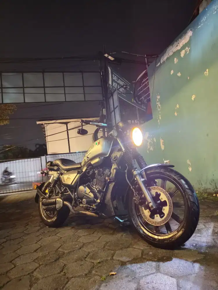 Benelli evo 200cc thun 2019