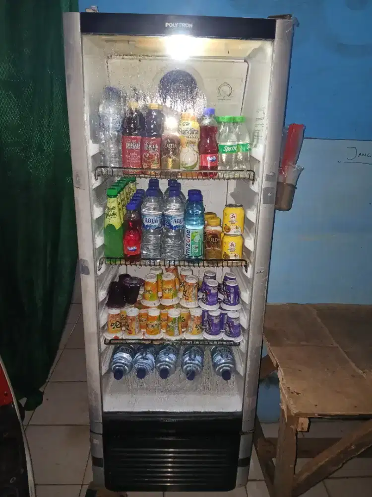Showcase/pendingin minuman