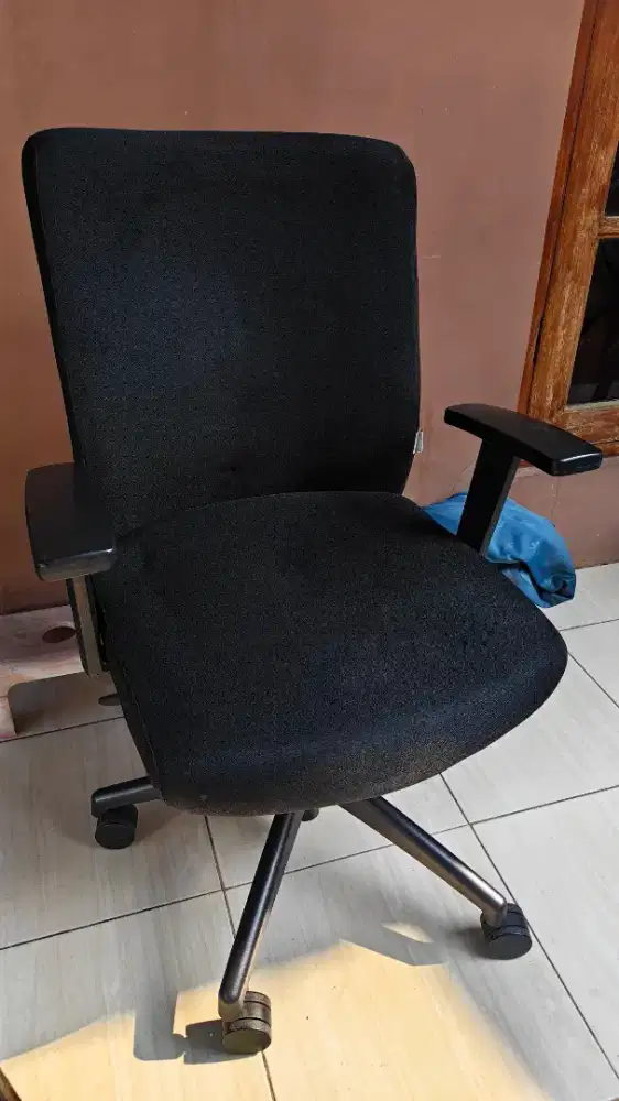 Kursi Manajer Morelli
