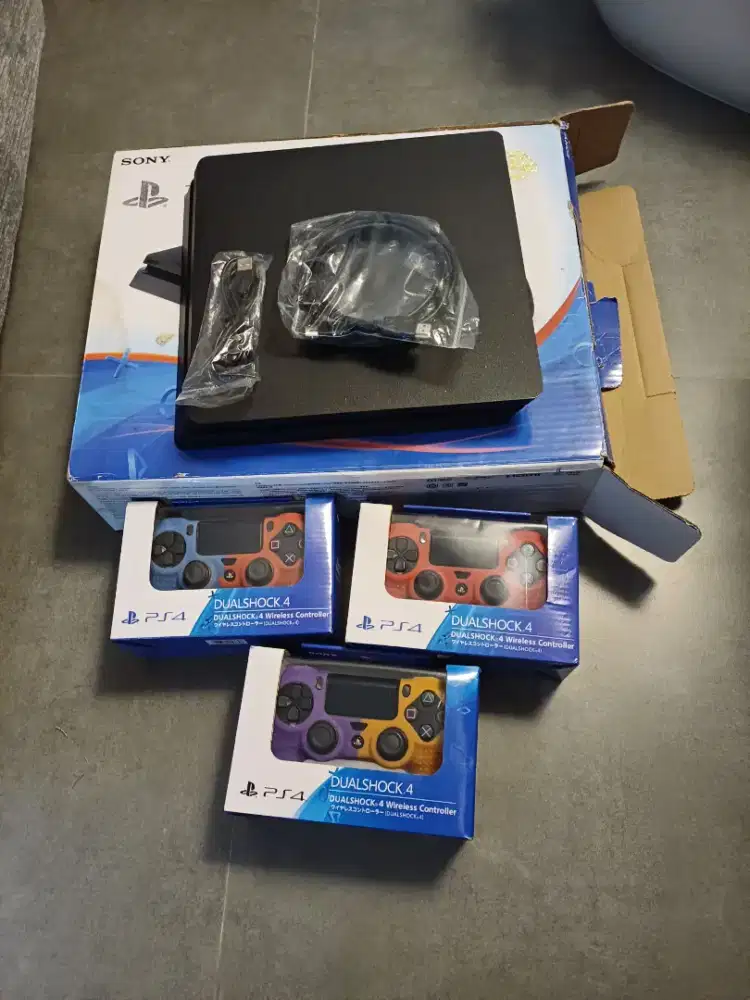 SONY PS 4 SLIM 1TB