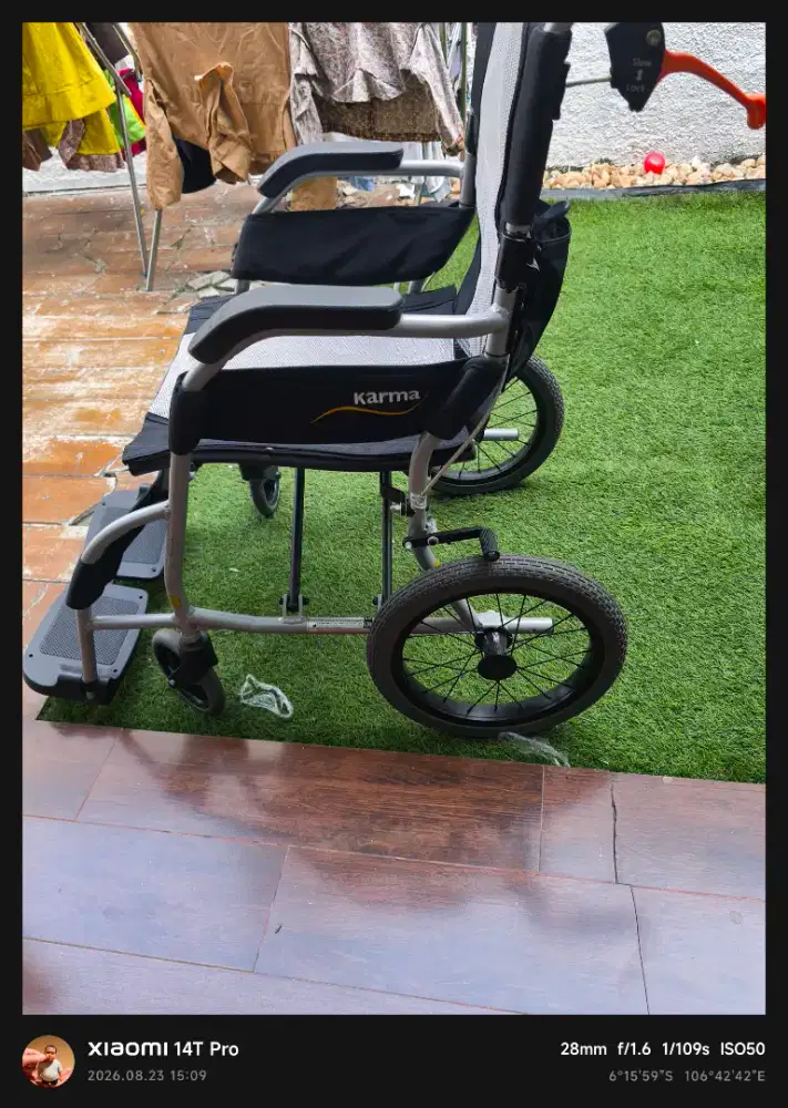 Kursi roda merk karma