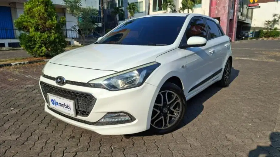 Garansi 1 Th - Hyundai i20 1.4 GL Bensin MT 2016 Putih