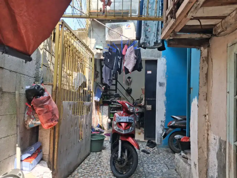 DiJual Rumah Kontrakan di Kapuk Jakarta Barat dekat dgn TJ dan kAI