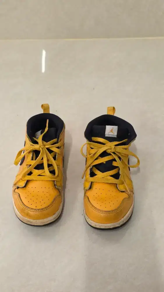 Sepatu Anak Air Jordan 1 Mid Yellow Black Toddler