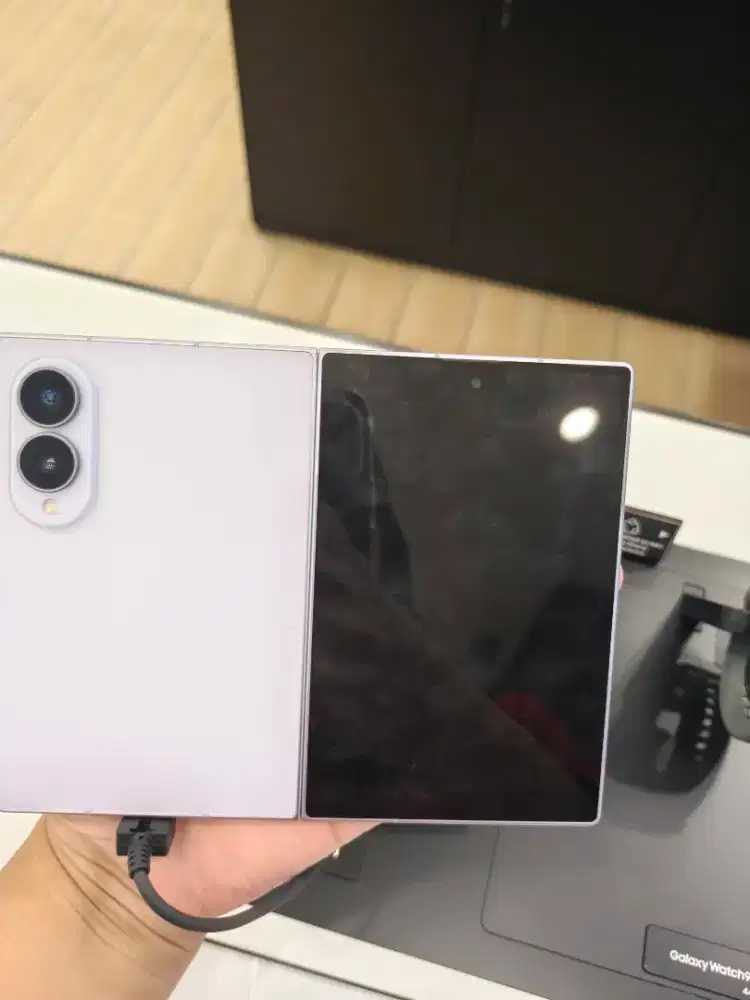 Cicilan Samsung Galaxy z fold8 512