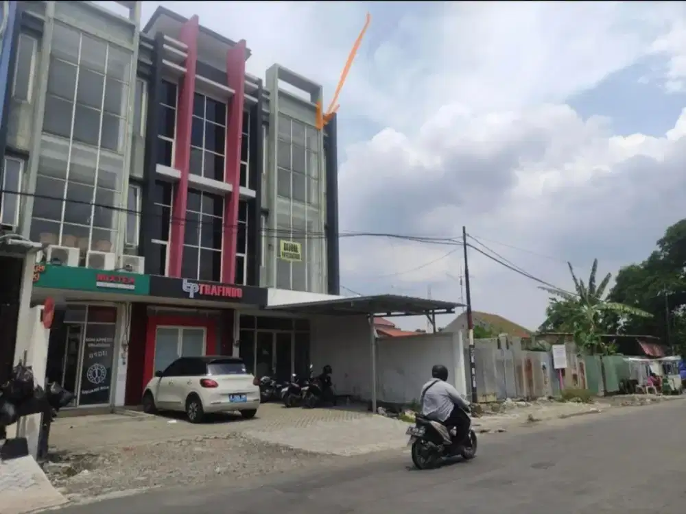 JUAL RUKO 3 LT , SIAP HUNI DI DEKAT UKP PETRA SURABAYA