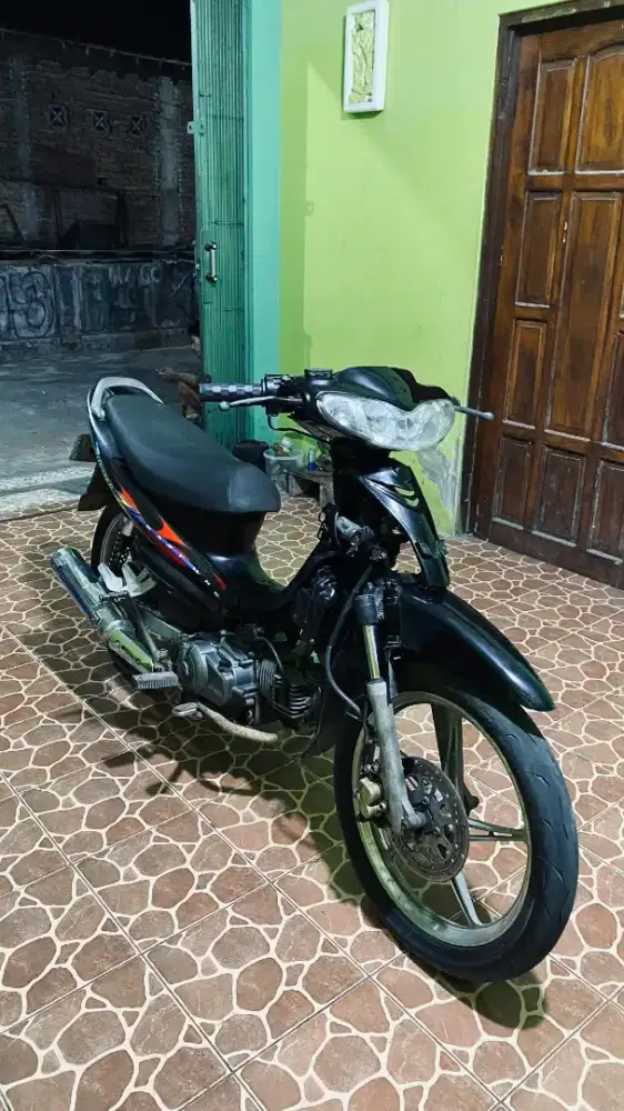 JUPITER Z 2005 ss komplit