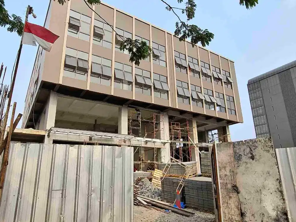Disewakan Gedung Baru 4 Lantai Di Boulevard Gading Serpong, Bisa Utk Resto atau Kantor