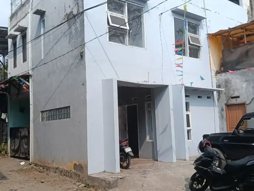 WOW MURAH PISAN Rumah 3 lantai di haji gofur Tanimulya masuk Mobil dijual dekat alun-alun Cimahi