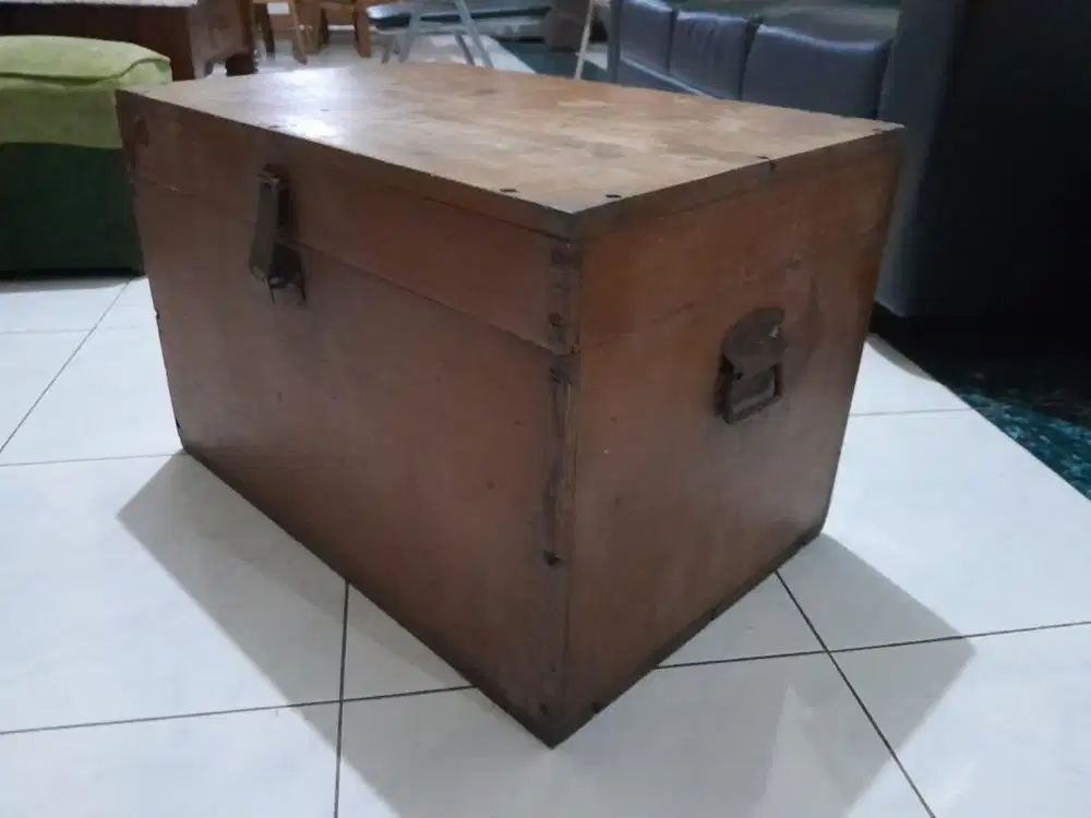 Di jual meja jati
