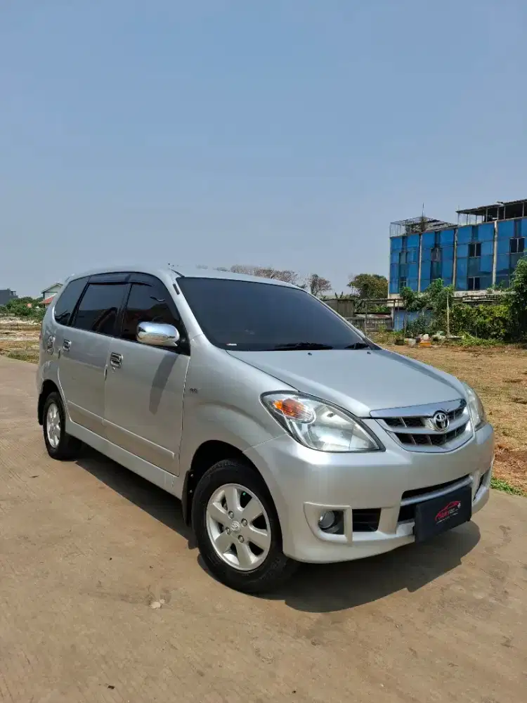 Toyota Avanza G manual bekas 2011 murah