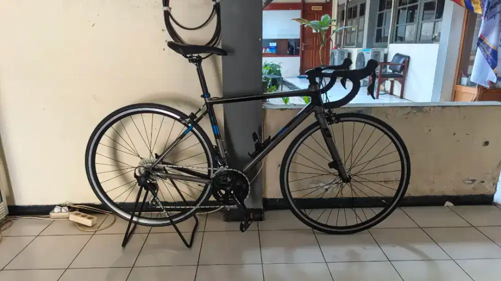 SEPEDA POLYGON S2