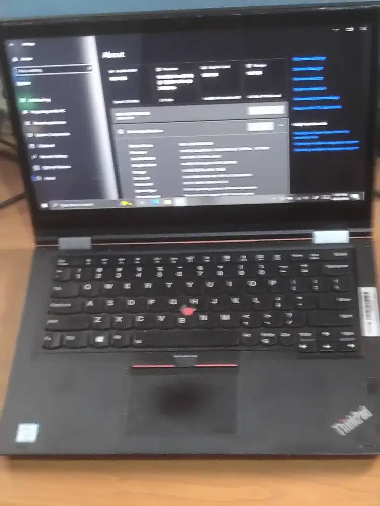 Lenovo Thinkpad Yoga 370 i5 gen 7  Touchscreen 8/128 intel uhd 620