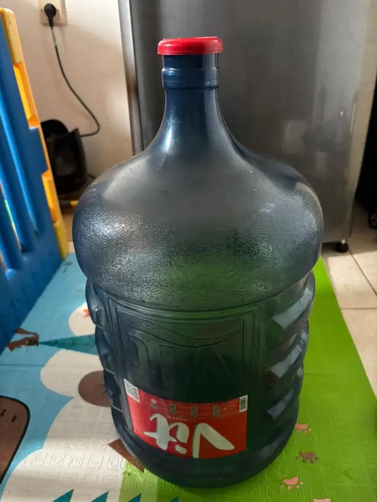 Galon vit kosong