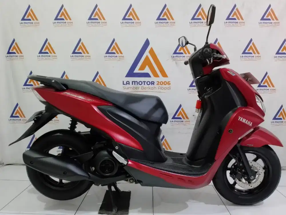 CASH KREDIT YAMAHA FREEGO S ABS KEYLESS SPAYLATER KREDIVO CC 0%
