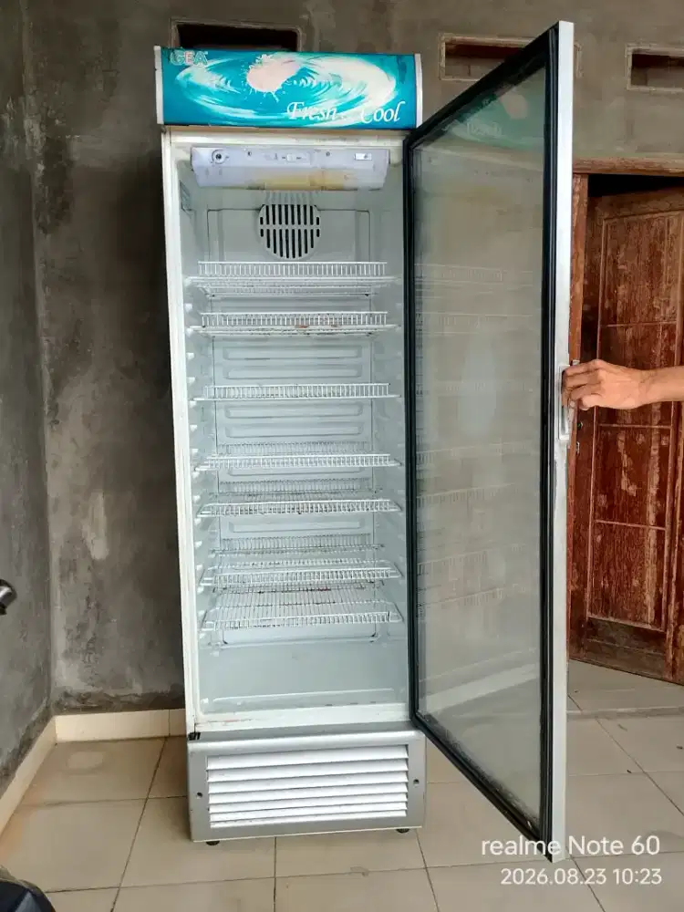 Showcase gea 7 rak masih orisinil