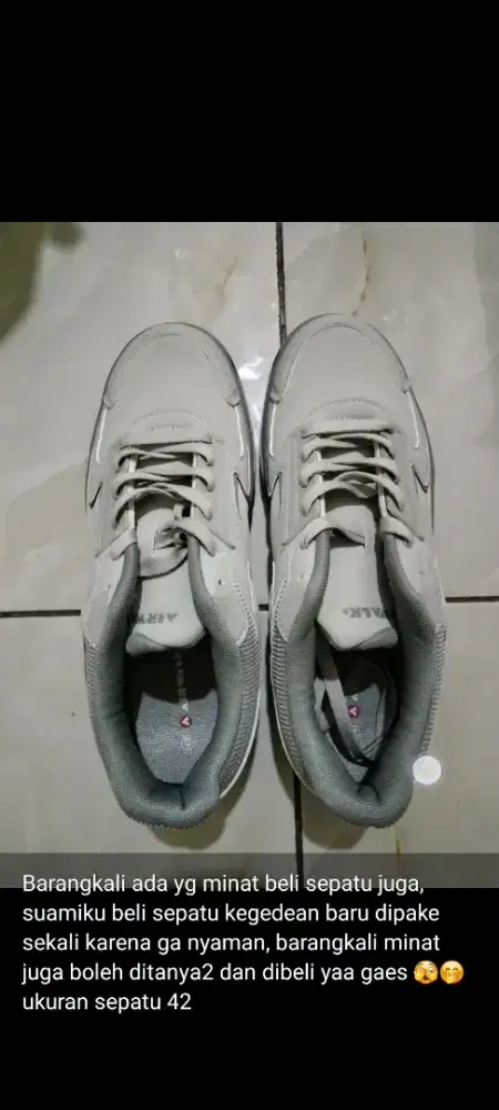 Jual sepatu baru dipake 2 jam