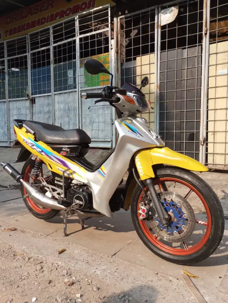 Yamaha F1ZR 93 Upgrade Milenium Spek Sunmori